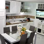 House Relax Apartment Centro Di Napoli